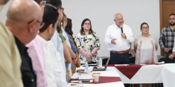VMCC se reúne con autoridades involucradas en la estrategia “Échale Montón”; reconoce resultados en comunidades de BCS