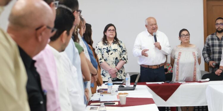 VMCC se reúne con autoridades involucradas en la estrategia “Échale Montón”; reconoce resultados en comunidades de BCS