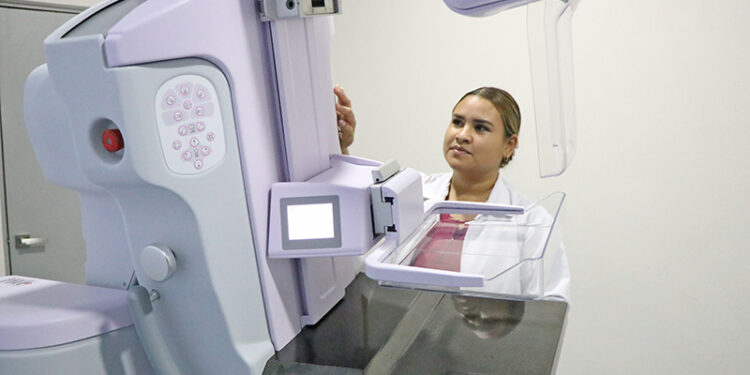 BCS amplía el acceso a mastógrafos para la detección del cáncer de mama