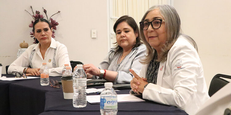 Establecen Salud Estatal y SNTSA un espacio de diálogo para atender planteamientos laborales