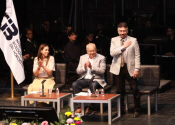 Gobernador Víctor Castro reconoce 50 años de aportación científica del CIBNOR