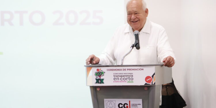 Gobernador Castro Cosío premia a jóvenes talentos en la etapa estatal del Concurso Nacional Transparencia en Corto 2025