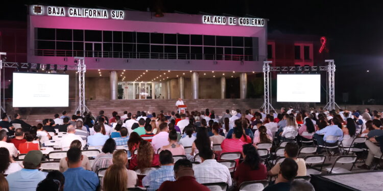 Secretarías estatales presentan resultados previos al Cuarto Informe de Gobierno