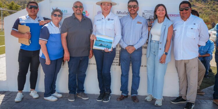 EDITH AGUILAR IMPULSA INFRAESTRUCTURA Y SERVICIOS EN HEROICA MULEGÉ