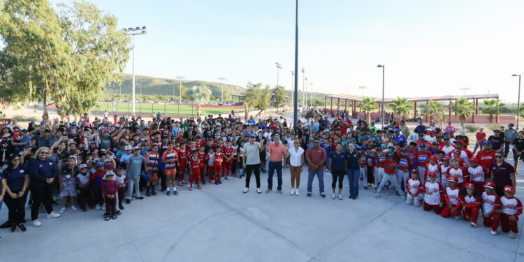 Fomenta Milena Quiroga lucha contra la violencia de género con actividades deportivas