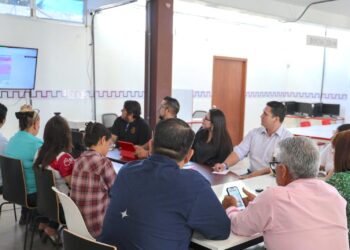 Participa Ayuntamiento de Los Cabos en mesa de trabajo para la convocatoria del Parlamento de la Juventud Sudcaliforniana 2025