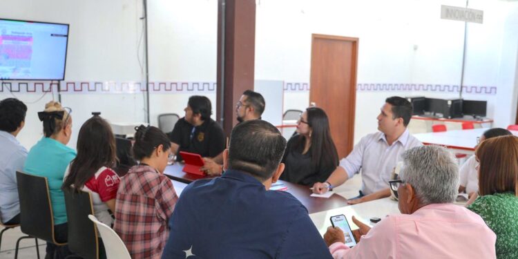 Participa Ayuntamiento de Los Cabos en mesa de trabajo para la convocatoria del Parlamento de la Juventud Sudcaliforniana 2025
