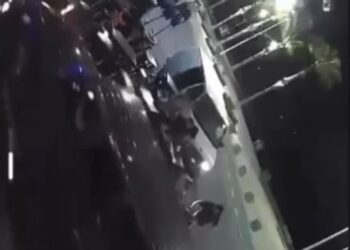 ASEGURA PGJE DOS VEHÍCULOS RELACIONADOS CON ILÍCITOS REGISTRADOS LA MADRUGADA DEL LUNES EN EL MALECÓN DE LA PAZ