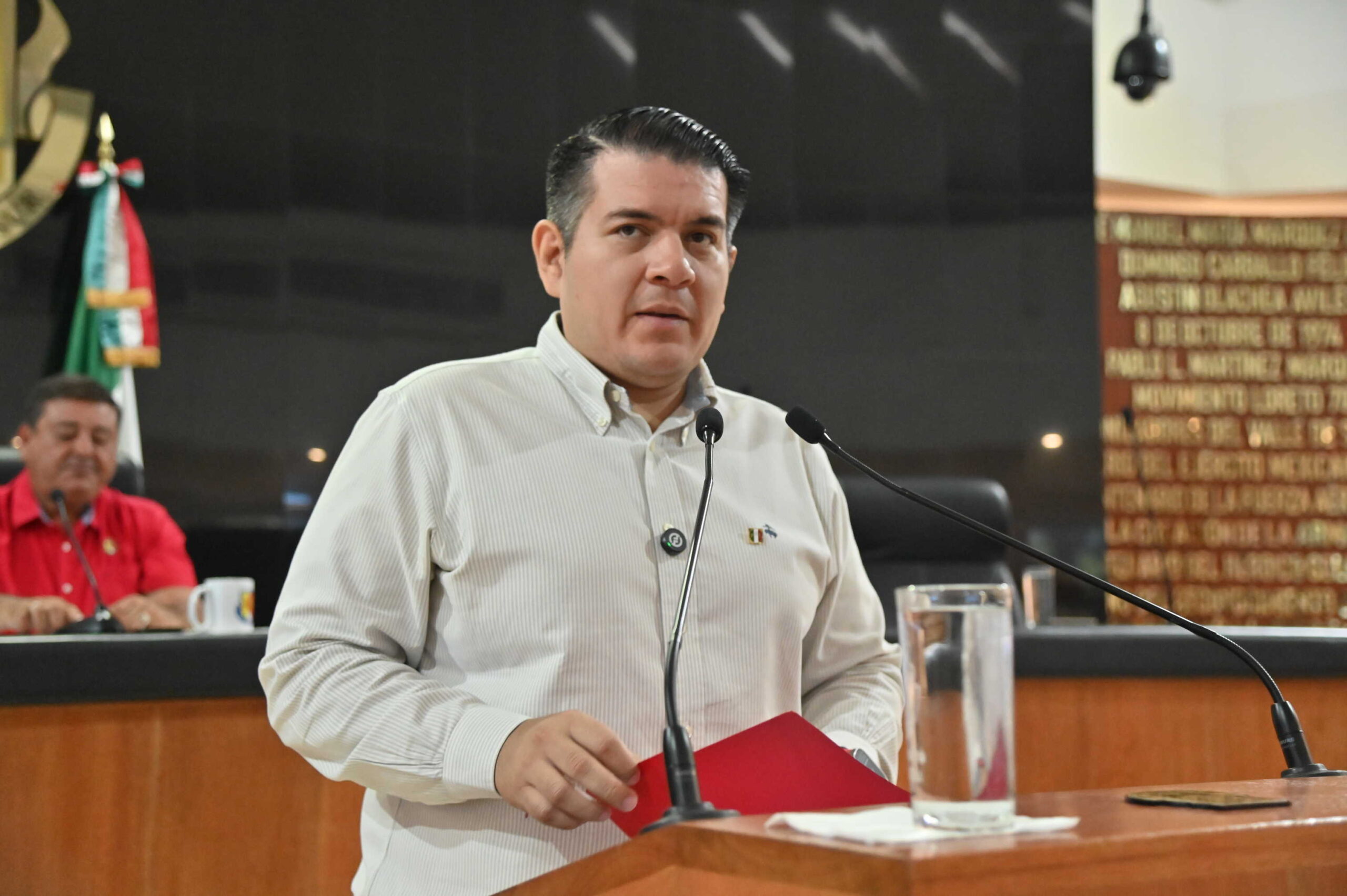Presentan integración del XVIII Parlamento de la Juventud Sudcaliforniana 2025 “Juventud que inspira”
