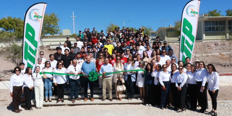 Gobierno de Víctor Castro fortalece a la Universidad Tecnológica de La Paz con inversión superior a 31 millones