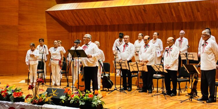 Celebra ISSSTE “Noche Mexicana” en el marco del 115 aniversario de la Revolución Mexicana