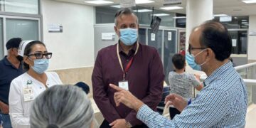 Supervisa ISSSTE BCS áreas y servicios del Hospital General La Paz para fortalecer la calidad de la atención médica