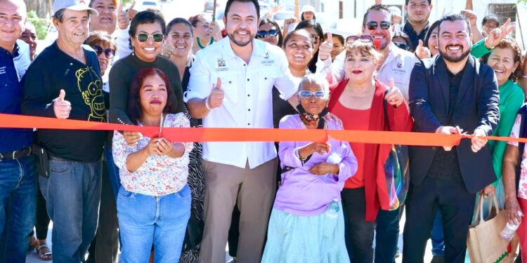 Celebran con éxito el Festival Náutico “Mar y Christmas” en la bahía de Cabo San Lucas