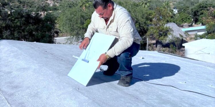 Donan equipo Starlink para fortalecer conectividad en el albergue de La Candelaria