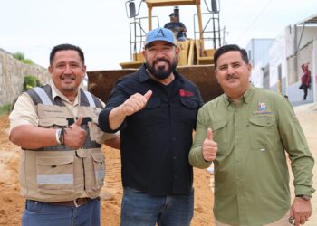 Contribuye Ecología con trabajos de rehabilitación en principales vialidades de Los Cabos