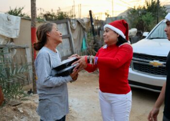 Refrenda Ayuntamiento de Los Cabos compromiso con las familias Josefinas