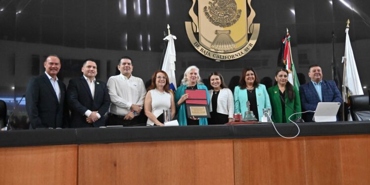 Entregan COSCYT y Congreso del Estado el Premio Estatal de Ciencia y Tecnología 2025