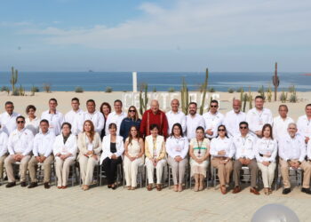 Inaugura gobernador Víctor Castro el II Concurso Nacional CECYTE Chef 2025 en La Paz