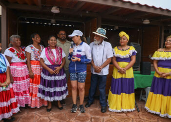 Inaugura Milena Quiroga el nuevo Mercado Étnico en El Esterito