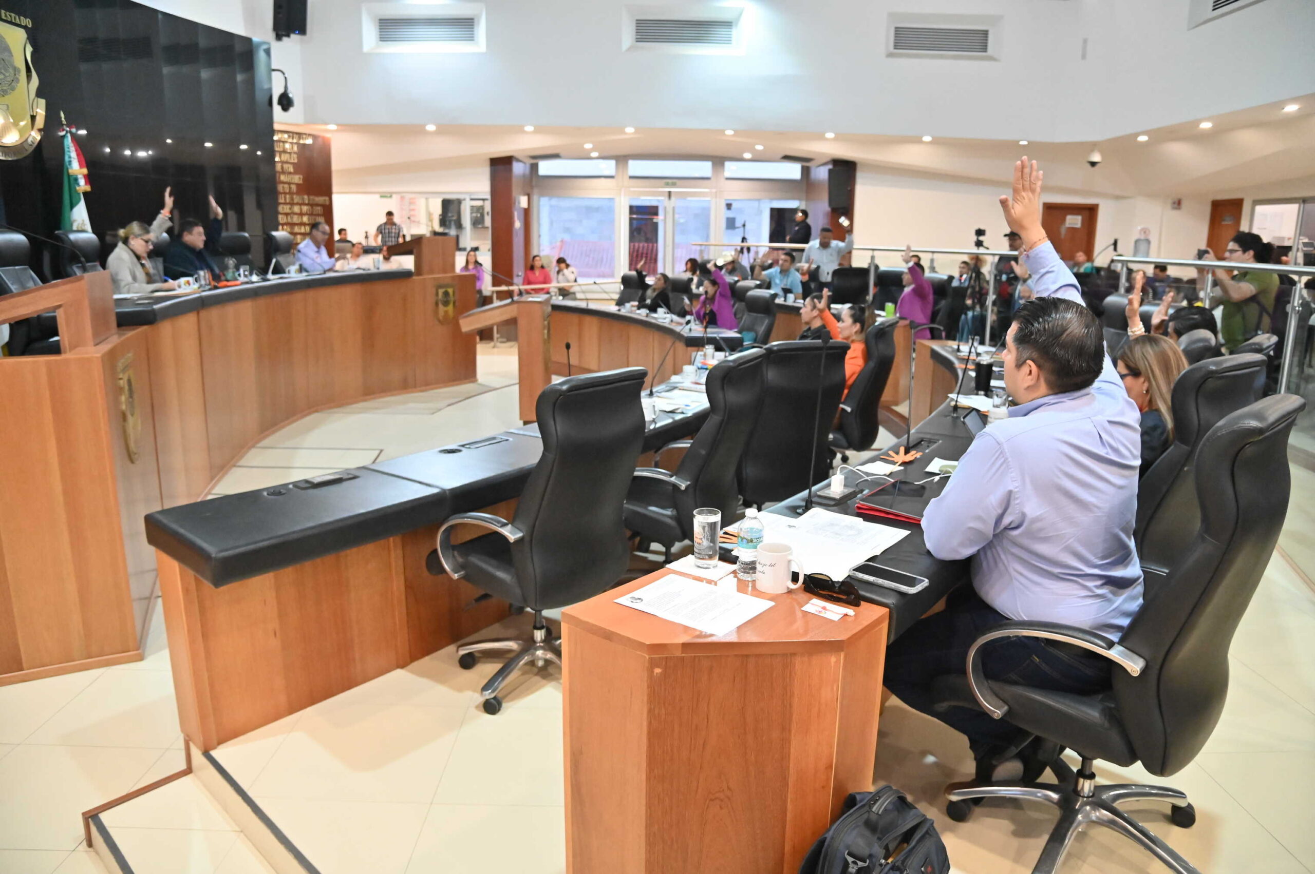 Enoc Leaño, orgullo de BCS, recibirá Medalla al Mérito Artístico y Cultural