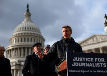 Senador de EE. UU. denuncia que Israel no investiga crímenes de guerra contra periodistas