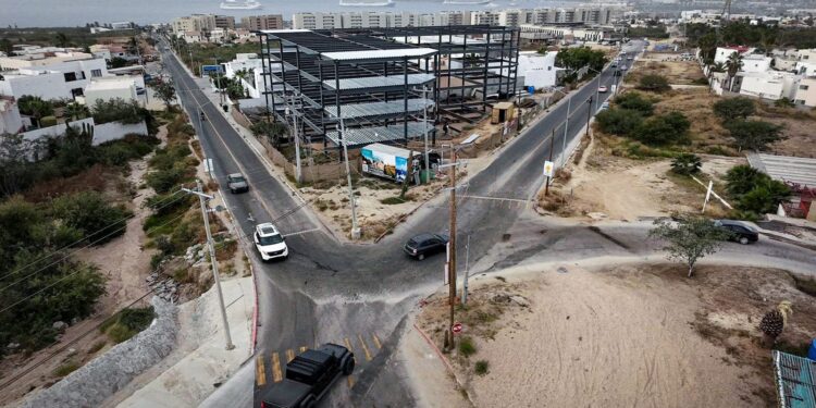 Refuerzan movilidad en El Tezal con acciones entre sector empresarial y Delegación de Cabo San Lucas