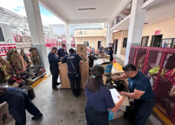 Reciben Bomberos de Cabo San Lucas donación de equipo médico y de protección para reforzar operaciones en 2026