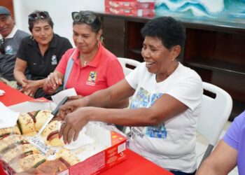 Reconoce delegada de Cabo San Lucas trabajo del personal de mantenimiento