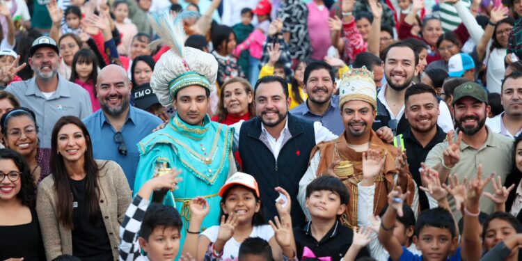 Emotiva celebración de Día de Reyes en Cabo San Lucas