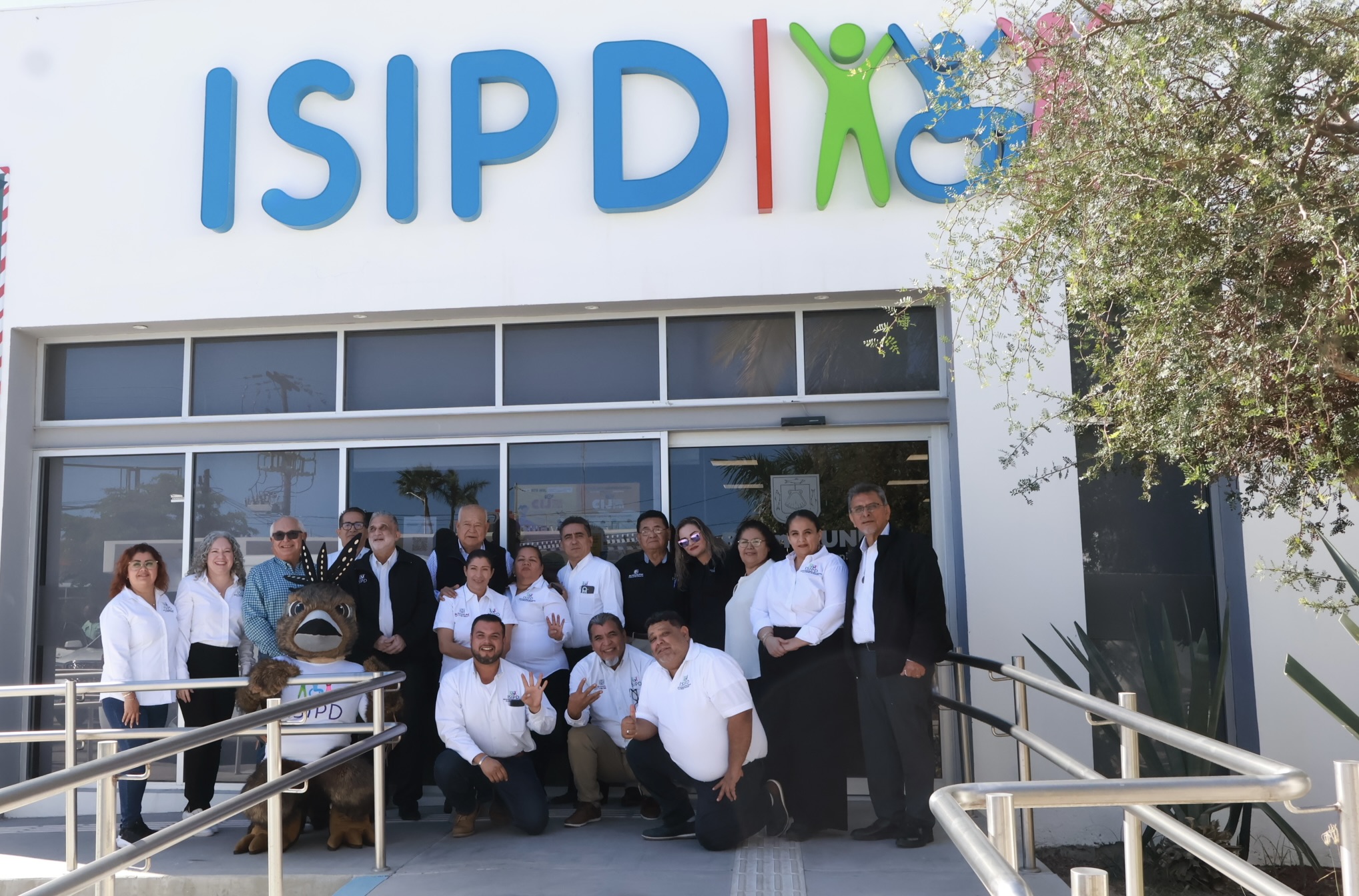 Destaca Gobernador Víctor Castro avances en atención e inclusión de personas con discapacidad en BCS