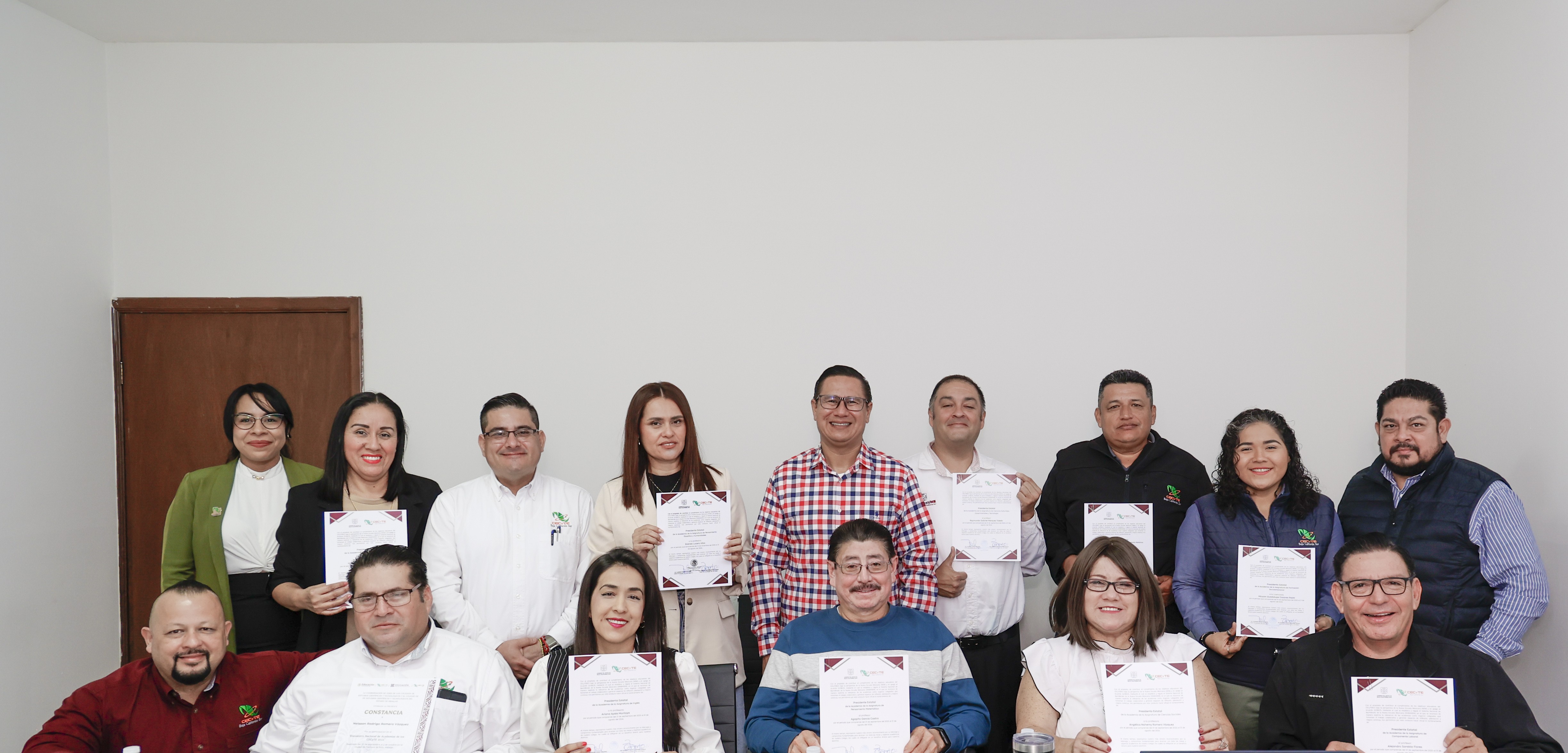 Reconoce CECyTE liderazgo y participación docente de BCS