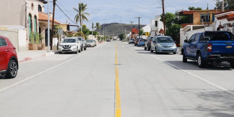 Impulsa Gobierno del Estado más de 30 obras de pavimentación y reencarpetado que transforman vialidades en BCS