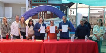 Respalda Gobierno del Estado firma de convenio para fortalecer atención a la niñez en CSL