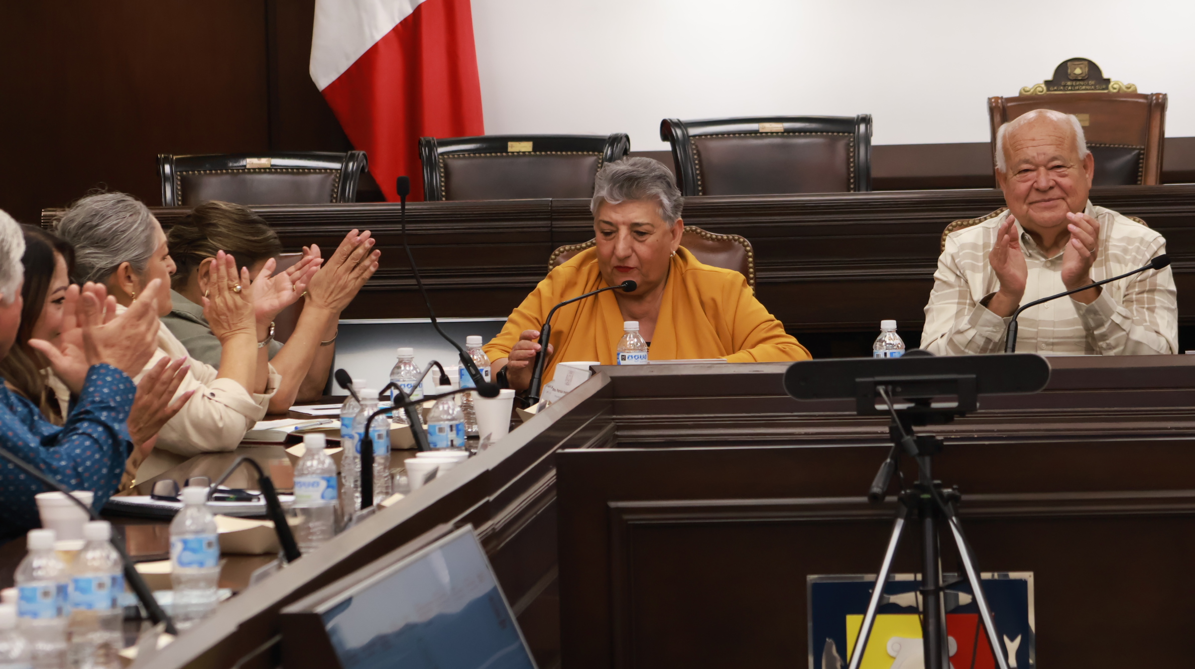 Encabeza Gobernador Víctor Castro primera reunión 2026 con gabinete legal y ampliado