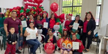 Más de 20 mil personas se capacitaron en los Centros de Desarrollo Comunitario del DIF La Paz