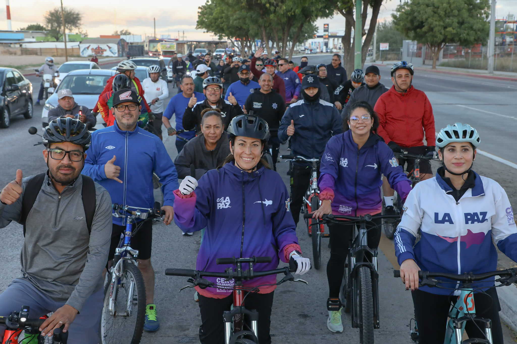 Encabeza Milena Quiroga primer Biciviernes de 2026