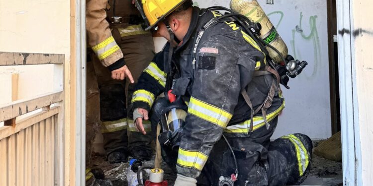 Atienden Bomberos de La Paz más de 100 reportes durante las fiestas decembrinas