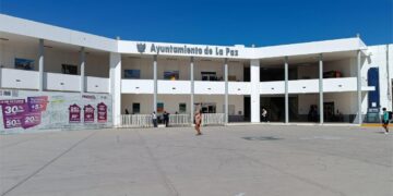 Derecho de Saneamiento Ambiental no impactará a restaurantes en La Paz