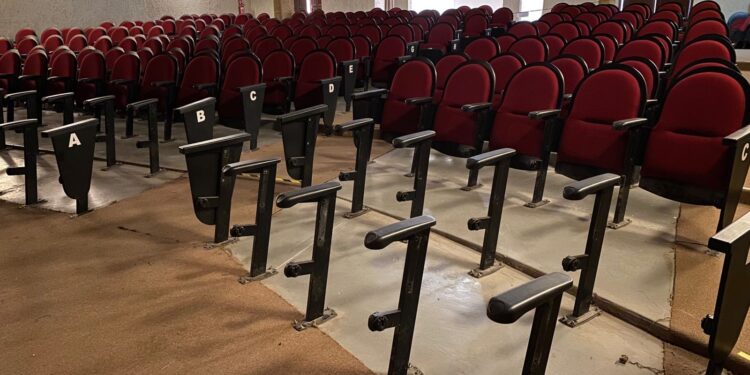 Avanzan trabajos de rehabilitación del Teatro Juárez