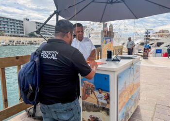 Encabezan autoridades municipales operativo de supervisión en la Marina de Cabo San Lucas