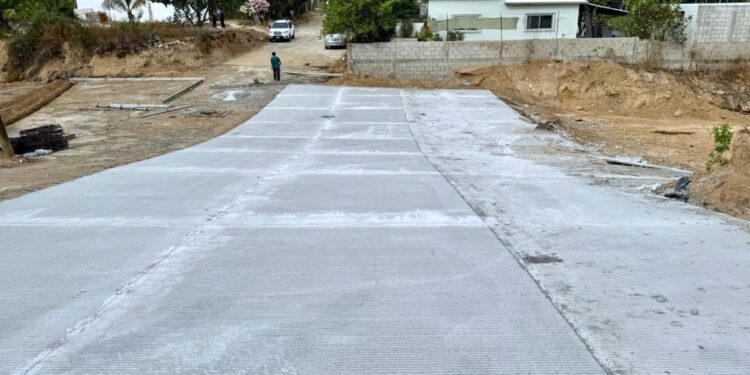 Avanza al 70% pavimentación integral de la calle Tabachines en la colonia Las Veredas, en San José del Cabo