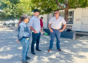 Gobierno municipal proporciona respuesta inmediata a peticiones de la Telesecundaria No. 29 en Cabo San Lucas