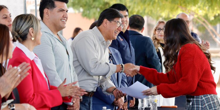 Regresan a clases cerca de 10 mil estudiantes del CECyTEBCS