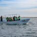 Niñas y niños de comunidades rurales de La Paz ven por primera vez a las ballenas
