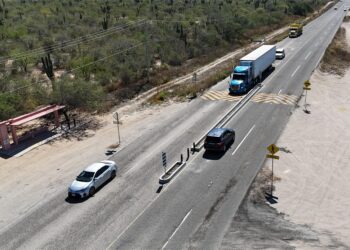 Concluyen trabajos de crucero seguro en acceso a colonia La Pasión