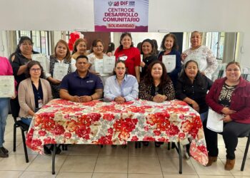 Más de 150 personas concluyen cursos en el DIF Municipal La Paz