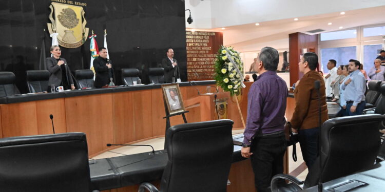 Despiden en el Congreso del Estado a Héctor Edmundo “Mundo” Salgado Cota, formador de generaciones y referente sudcaliforniano