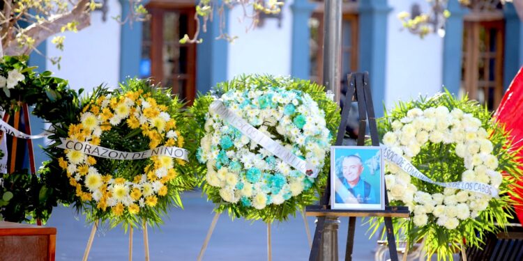 Rinde Ayuntamiento de Los Cabos homenaje póstumo al periodista José Guadalupe Ortiz Valle