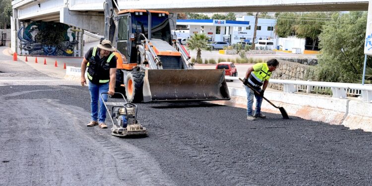 Programa “Caza Baches” atiende vialidades prioritarias en San José del Cabo