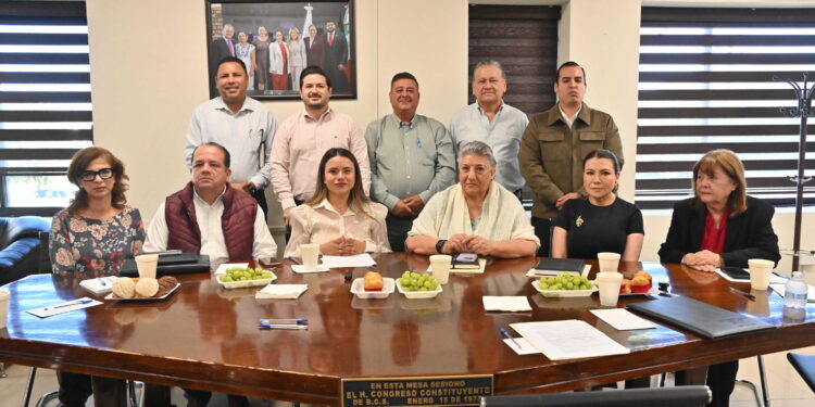  Garantizan continuidad y fortalecimiento de becas a estudiantes sudcalifornianos